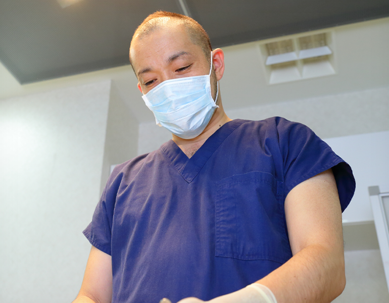 日本外科学会専門医の院長が粉瘤手術を行います